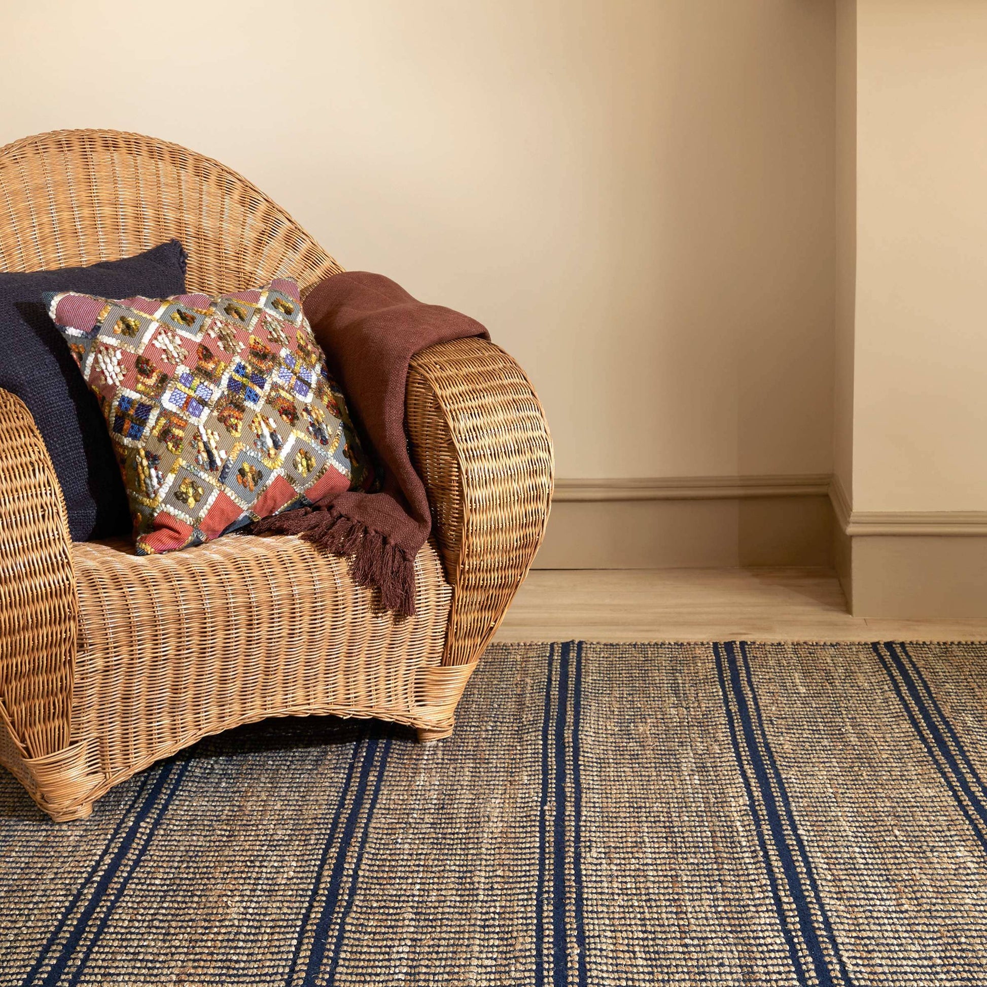 Arbor Navy Handwoven Jute Rug Rugs