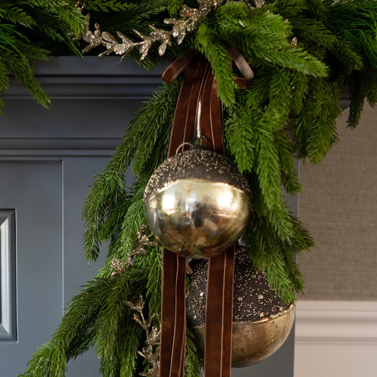Brown Velvet Ribbon Objects & Accents