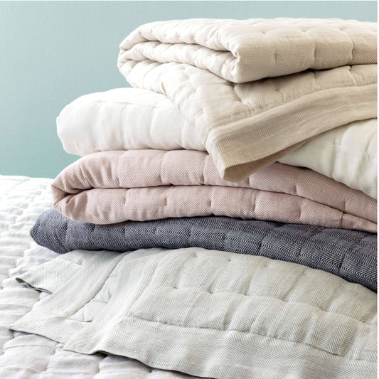Brussels Ivory Quilt Comforters, Quilts & Coverlets