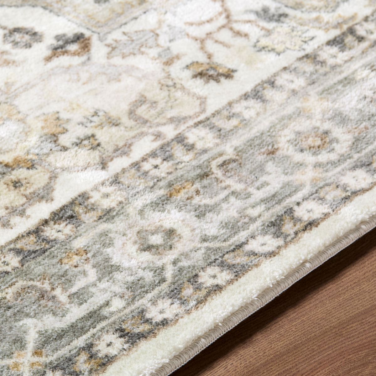 Erin Woven Rug Rugs
