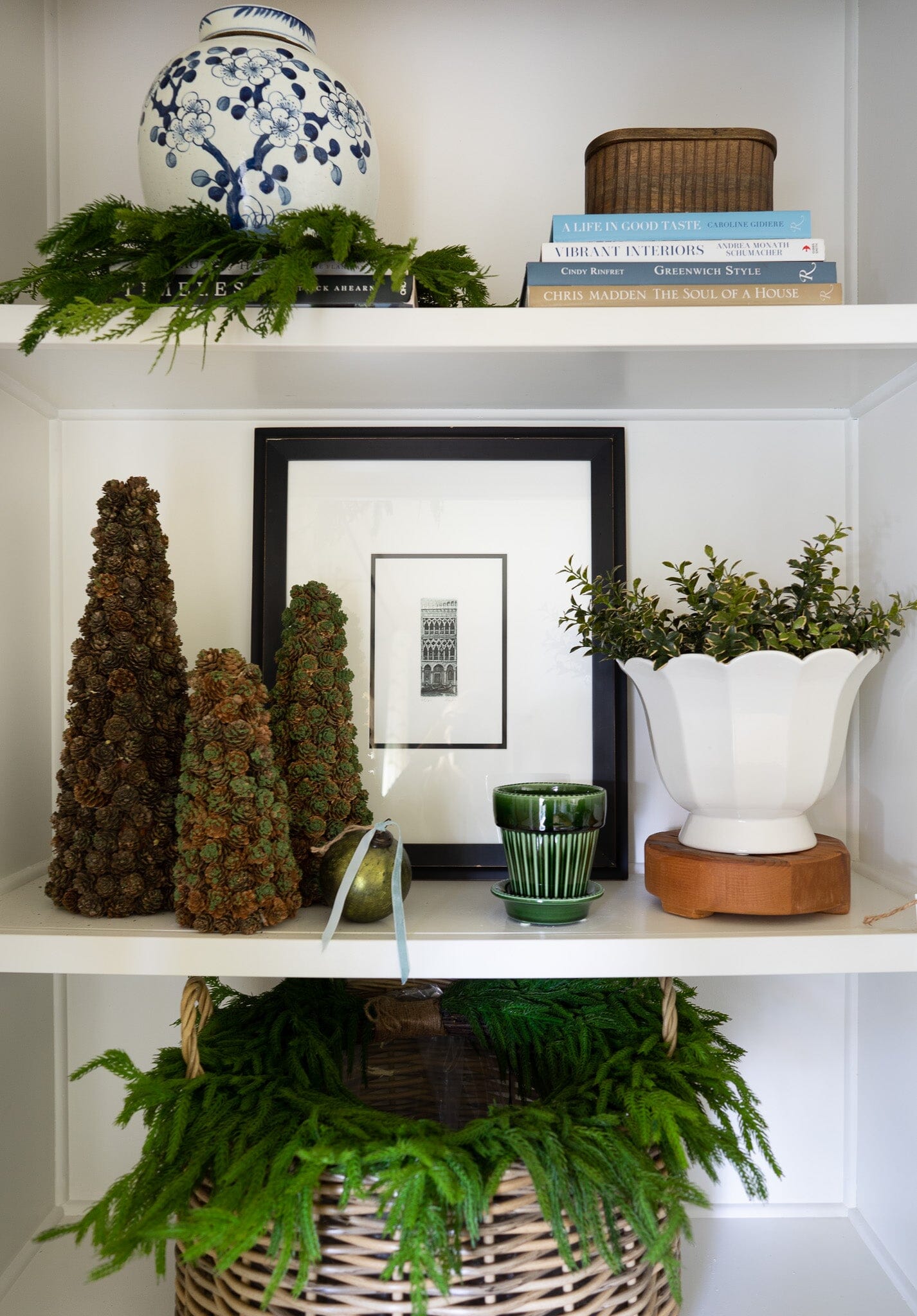 Green & Brown Pinecone Tree Objects & Accents