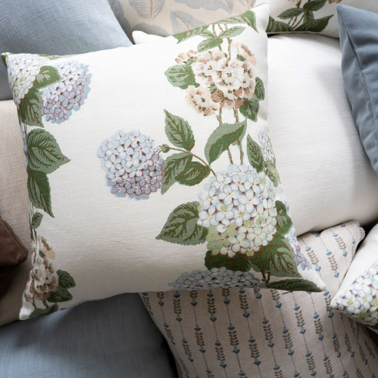 Hybrid Linen Pillow - Warm White 22" Pillows