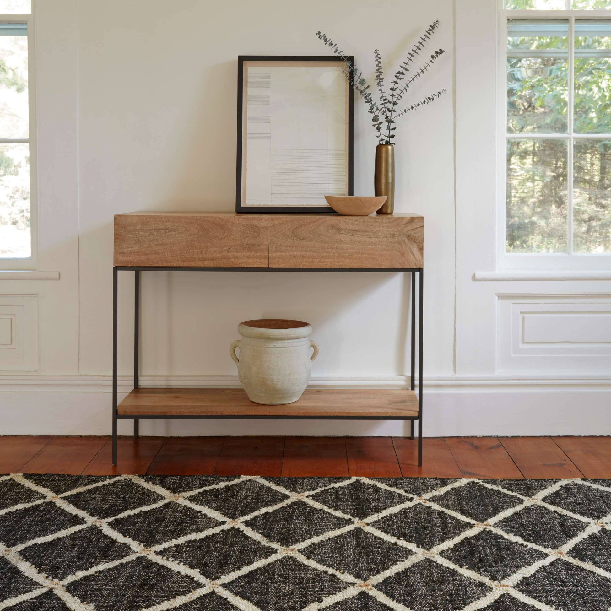 Kali Black Handwoven Jute Rug Rugs