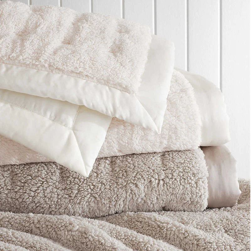Marshmallow Fleece Ivory Puff Comforters, Quilts & Coverlets