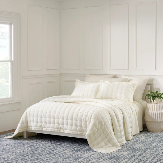 Silken Solid Ivory Puff Comforters, Quilts & Coverlets