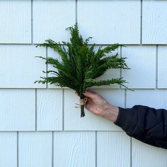 Whispy Cedar Bundle 14" Greenery