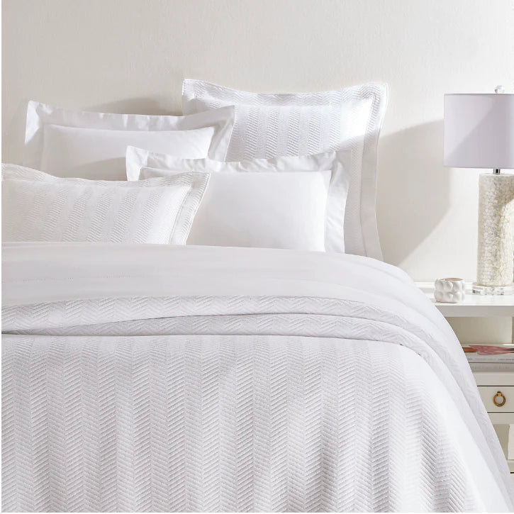 Winnie White Matelasse Sham Shams & Pillowcases