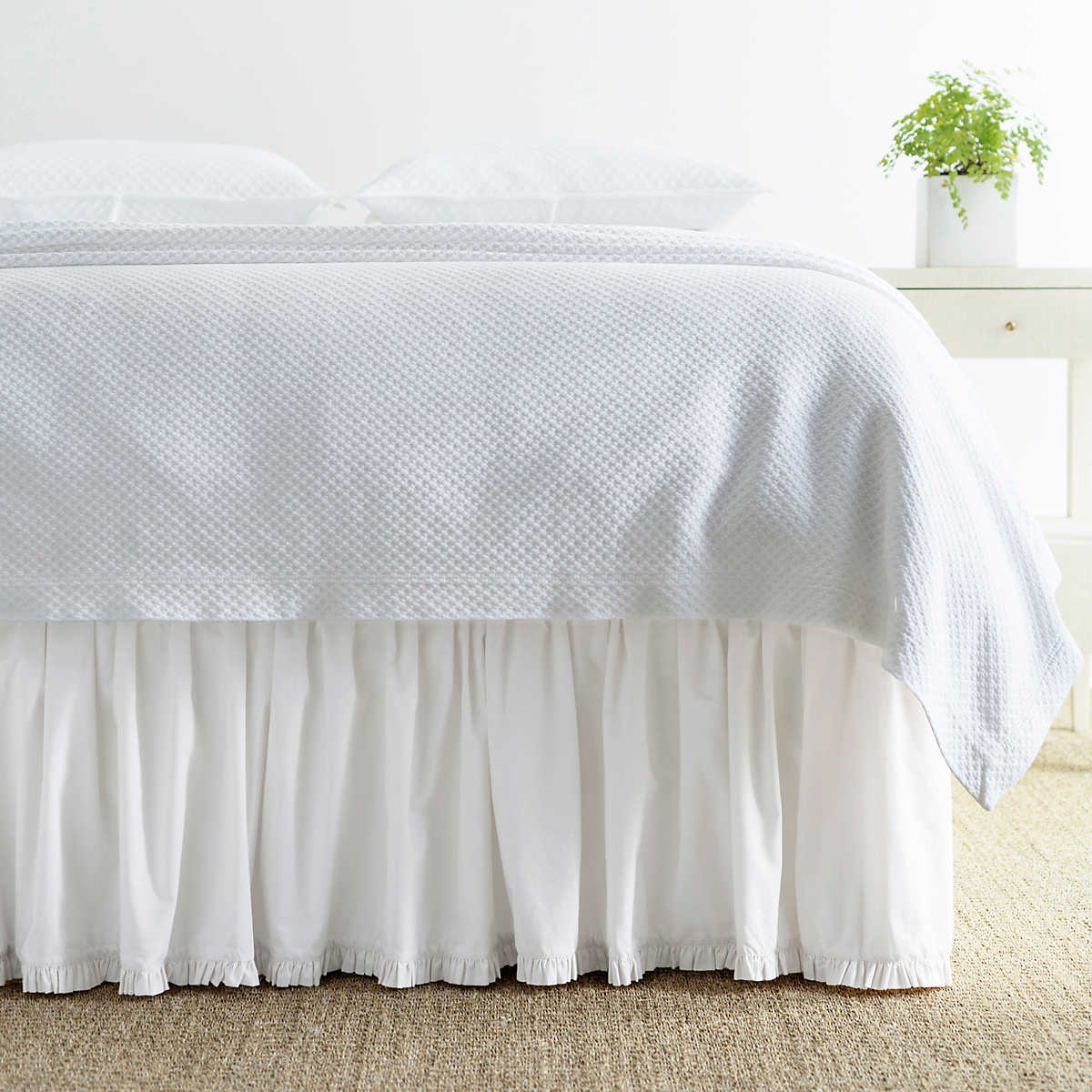 Classic Ruffle White Bed Skirt Bedding 