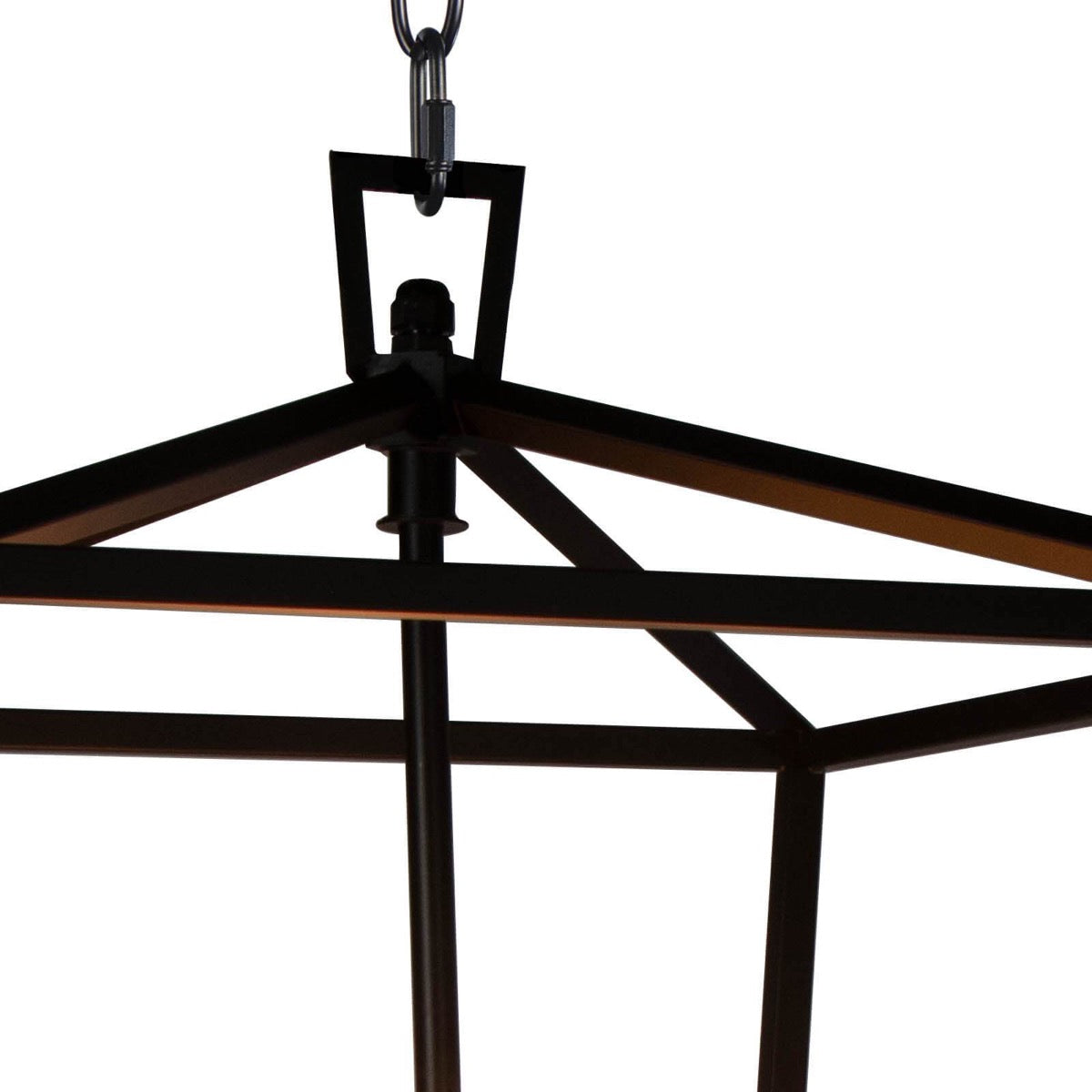 Hampton Outdoor Lantern top chain. Detail view.