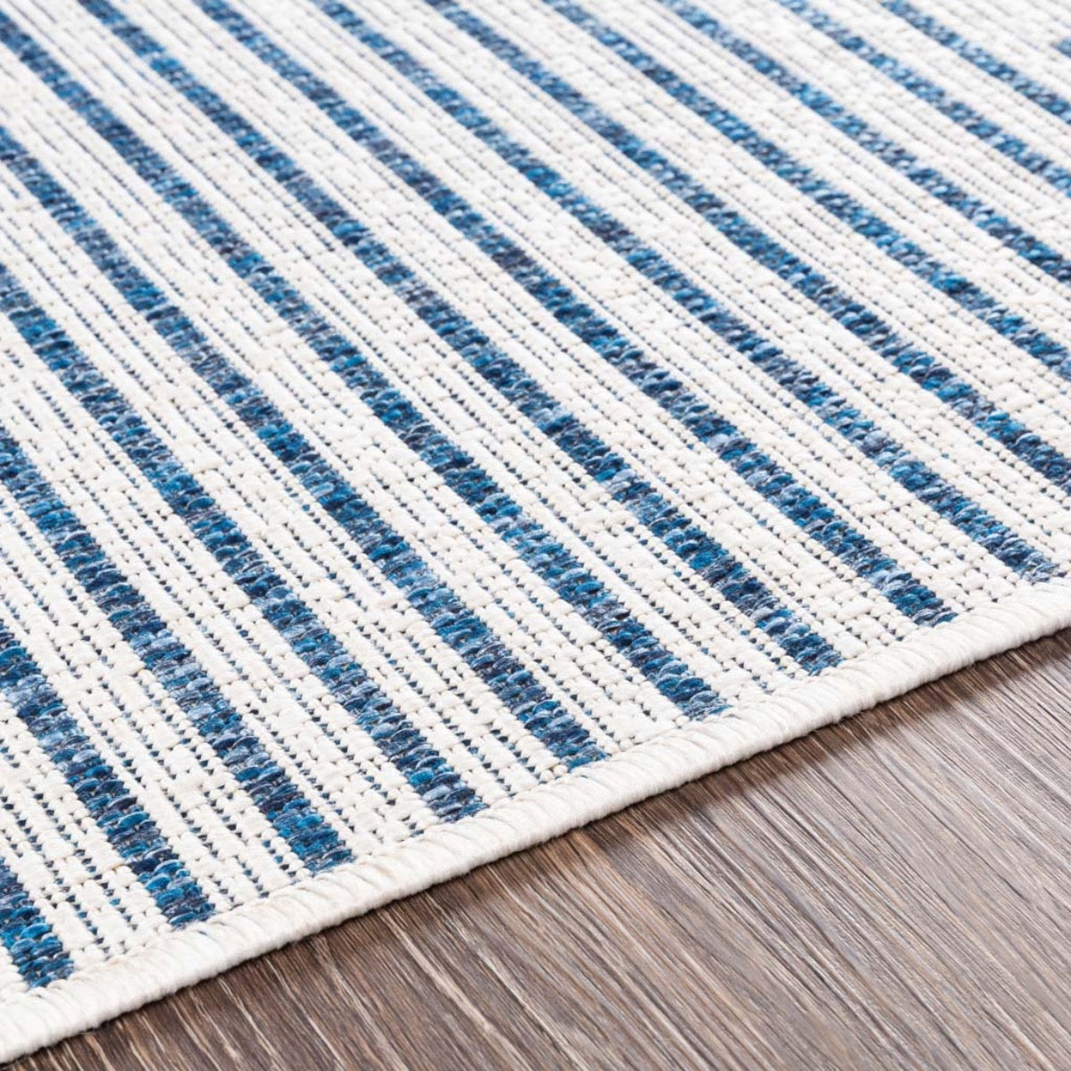 Egan Outdoor Rug edge detail. Close-up detail view.