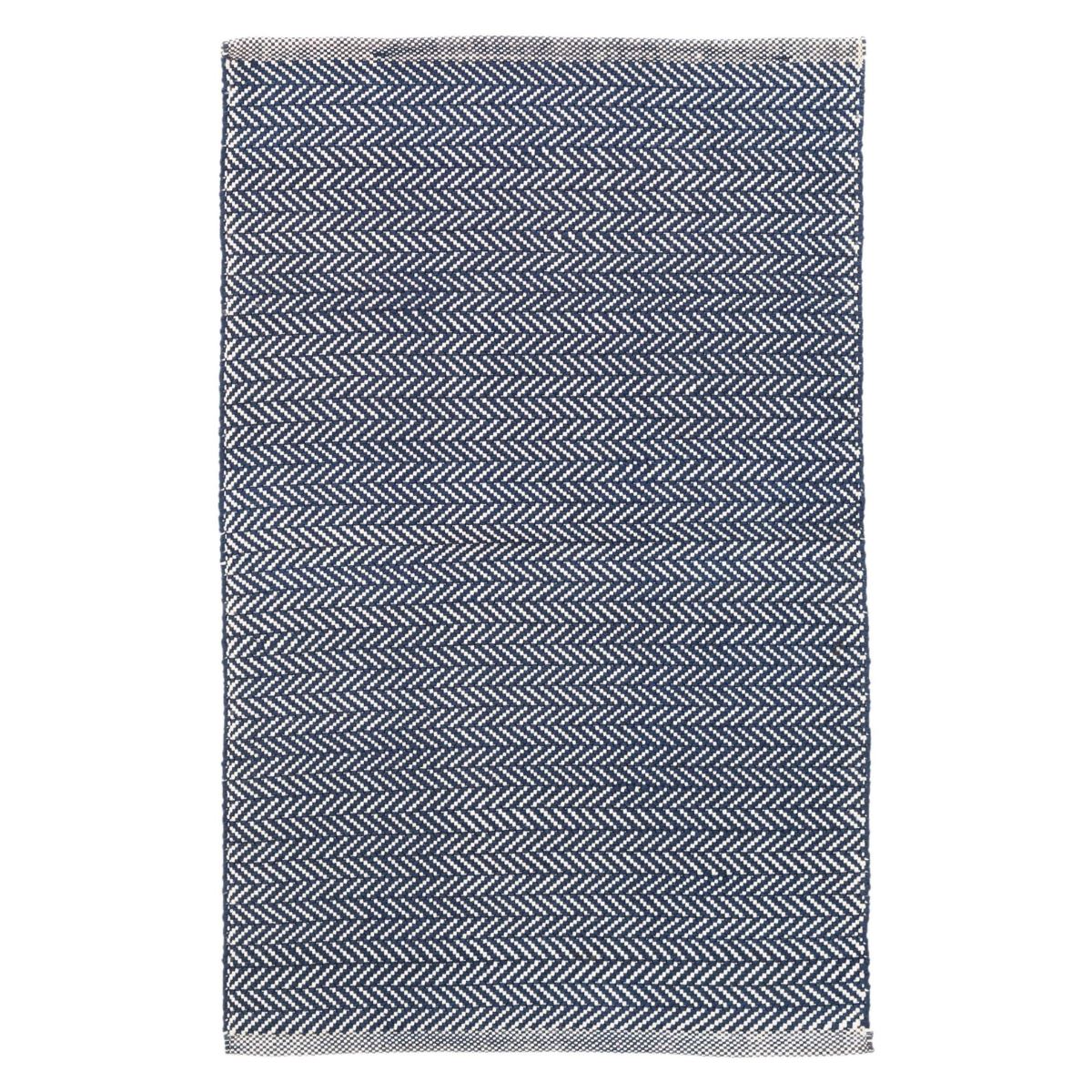 Herringbone Navy/Ivory Indoor/Outdoor Rug. Top view.