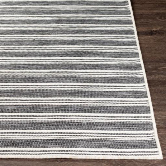 Huntington Outdoor Rug corner detail. Detail view.