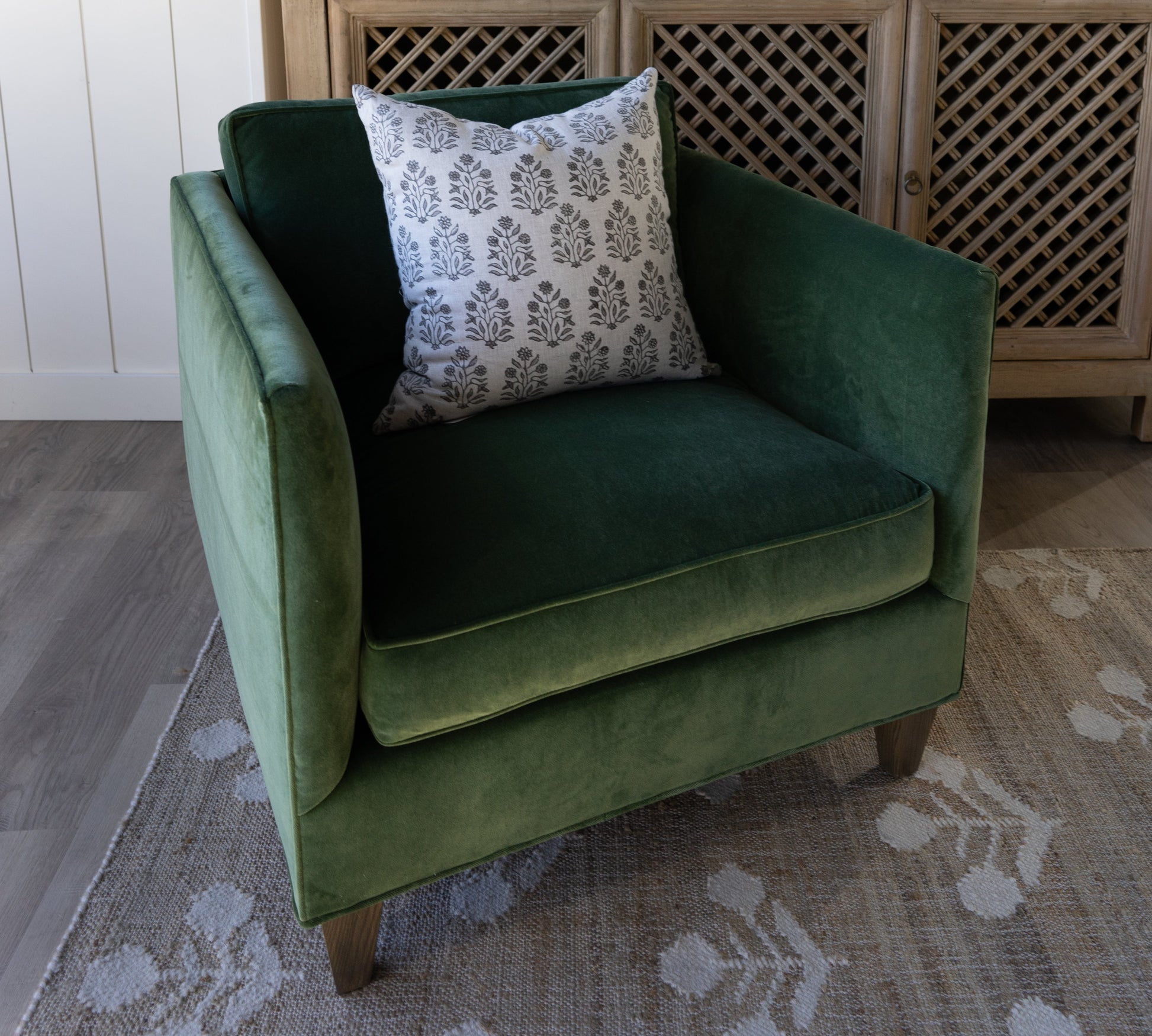 Manhattan Chair Arm Chairs, Recliners & Sleeper Chairs