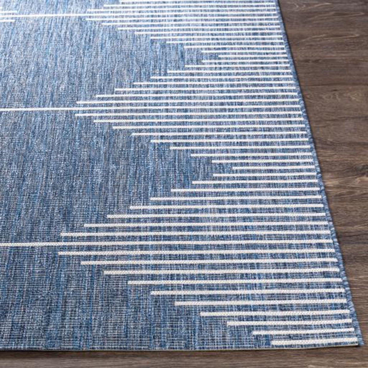 Sedona Outdoor Rug corner detail. Detail view.