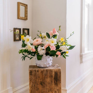 Flower School: 2 Joyful Spring Arrangements to Create at Home