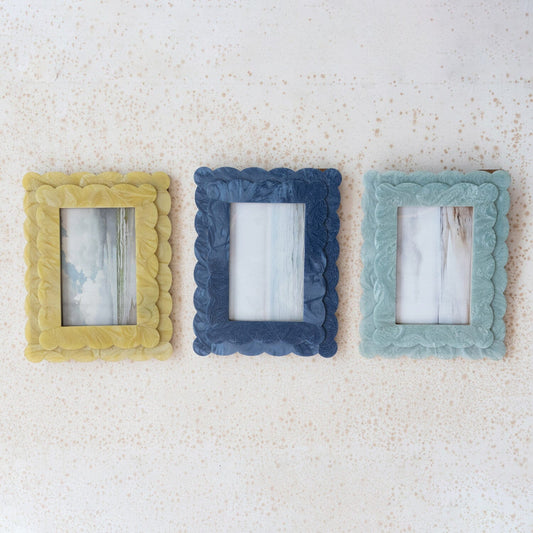2 layered Scalloped Frame Picture frame 