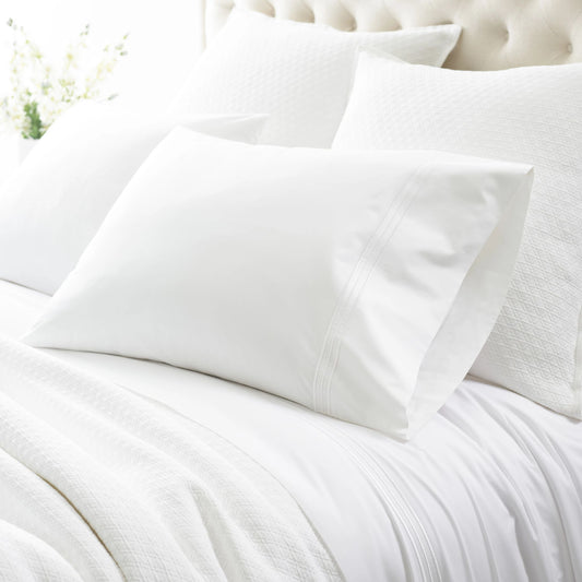 Trio White Flat Sheet