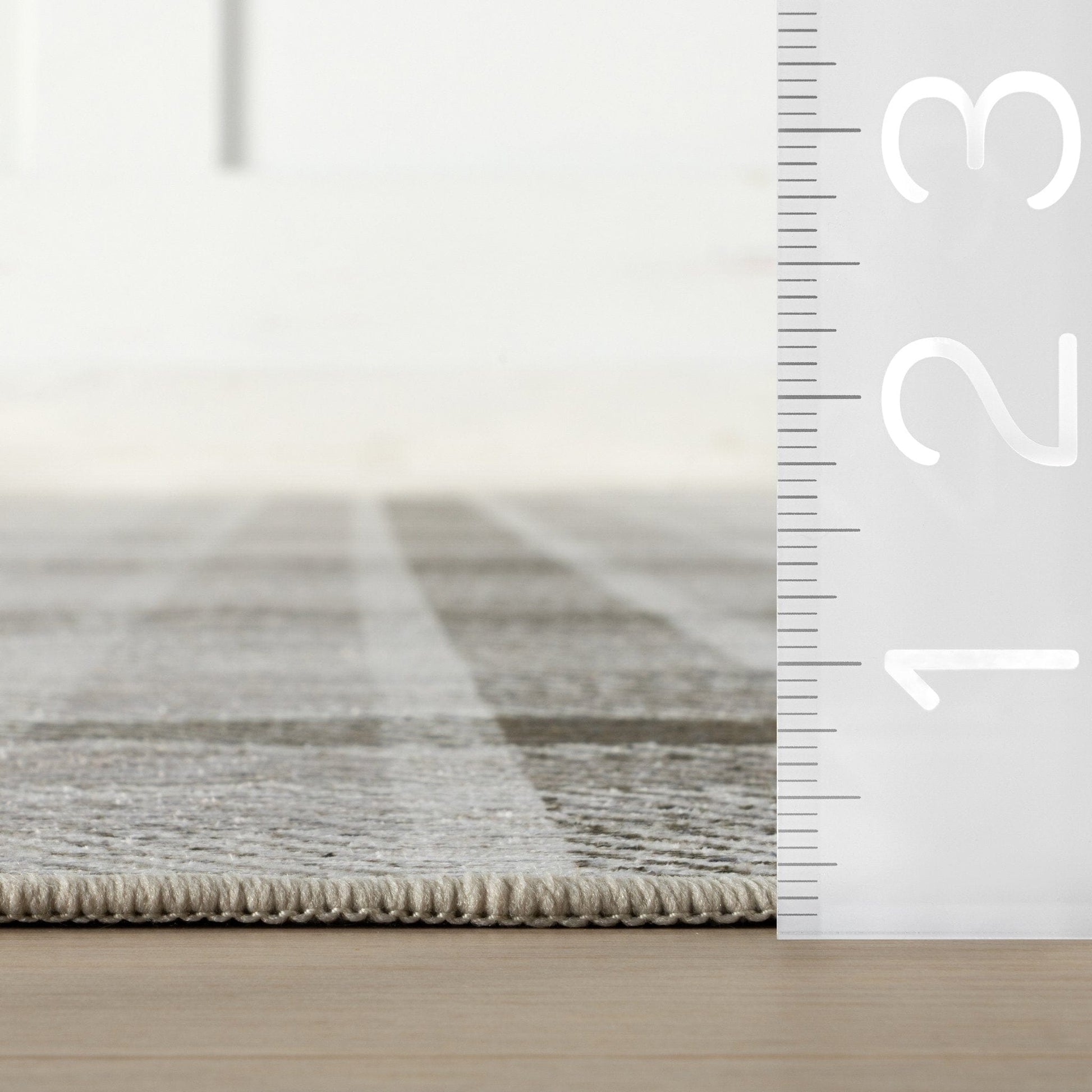 Andri Modern Plaid Machine Washable Rug - Black Rugs 