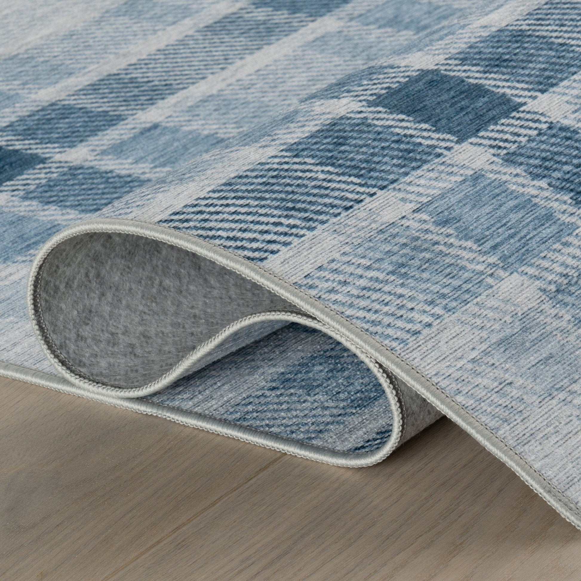 Andri Modern Plaid Machine Washable Rug - Blue Rugs 