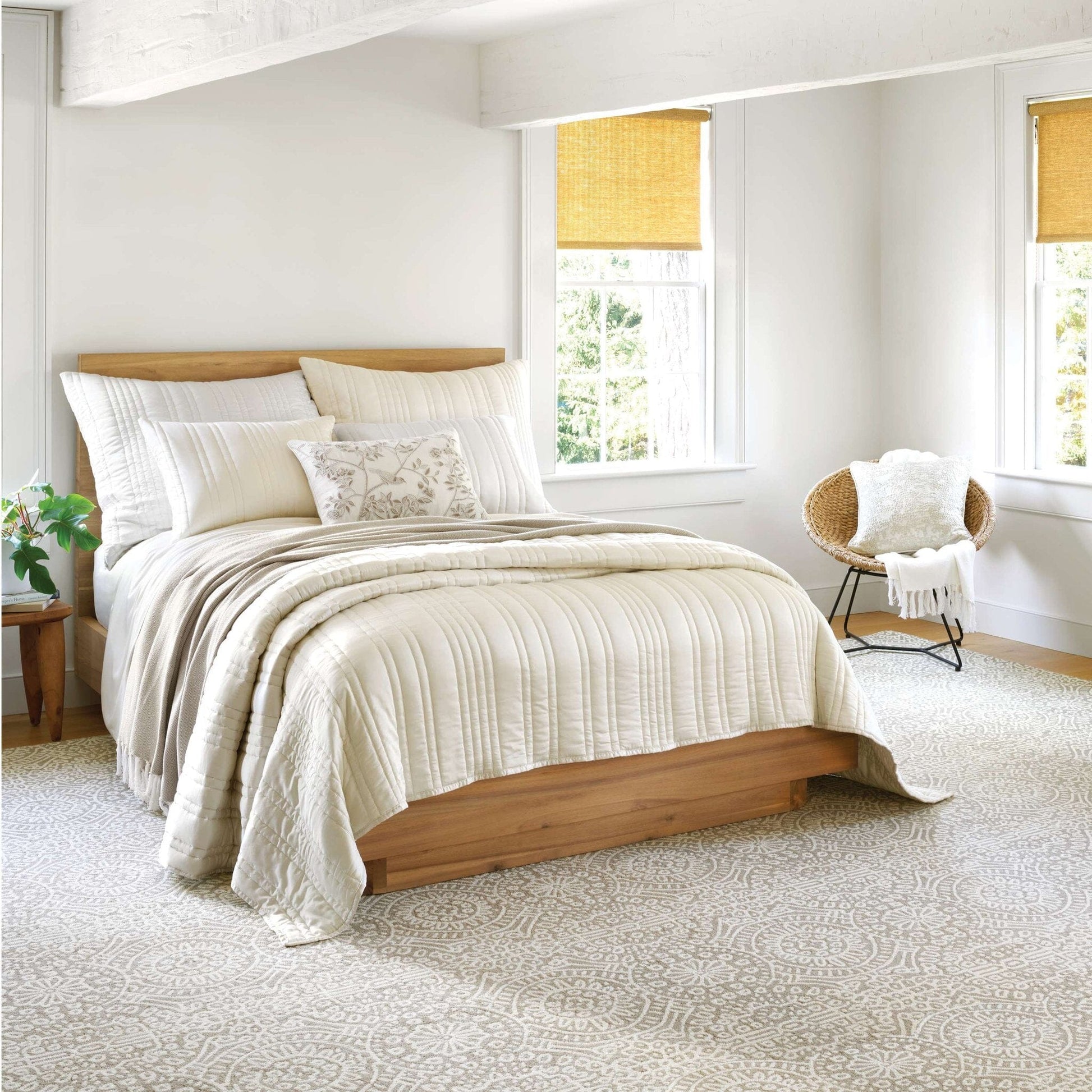Blissful Bamboo Pearl/Silver Quilt Quilt 