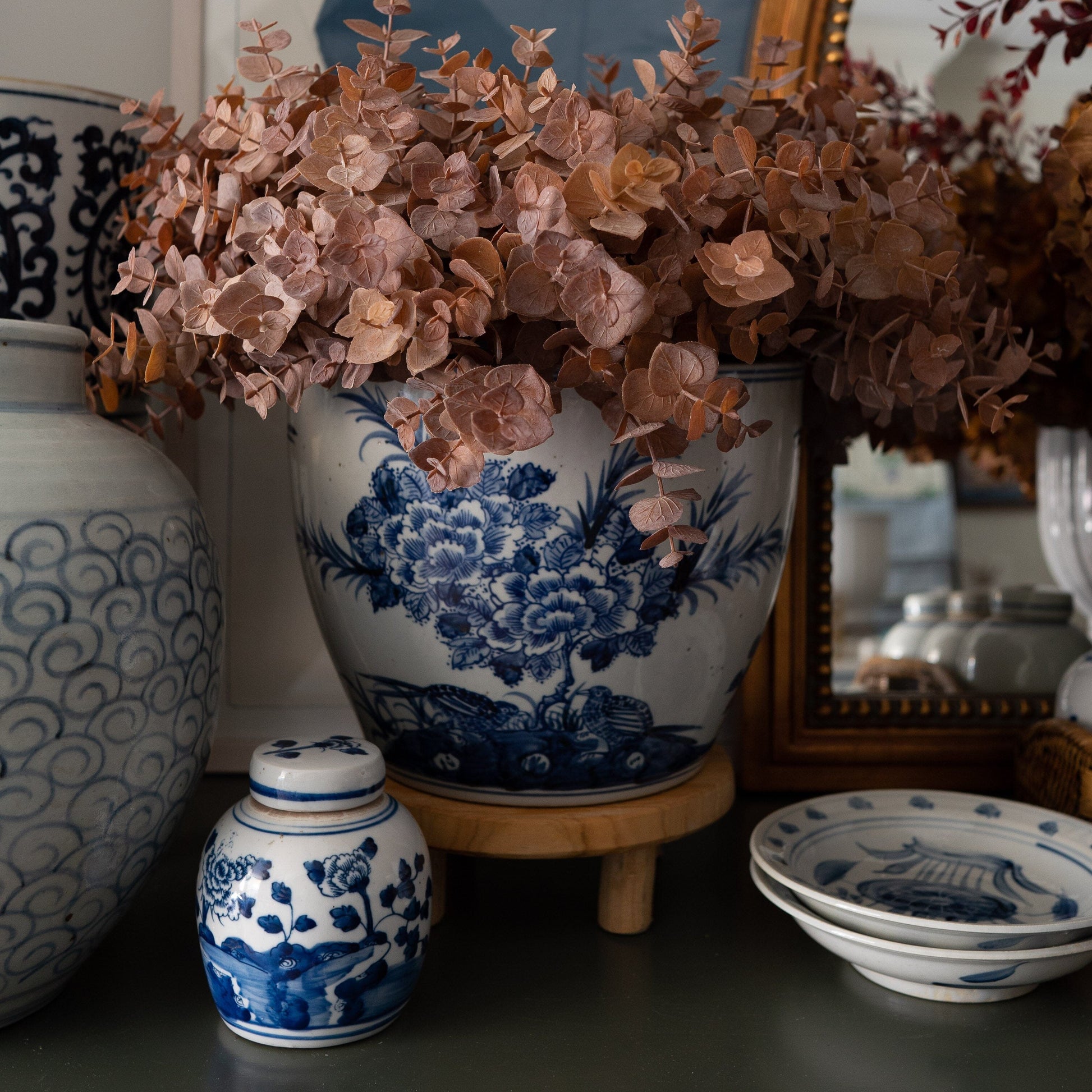Blue and White Porcelain Peony And Kinglet Planter Vases & Planters 
