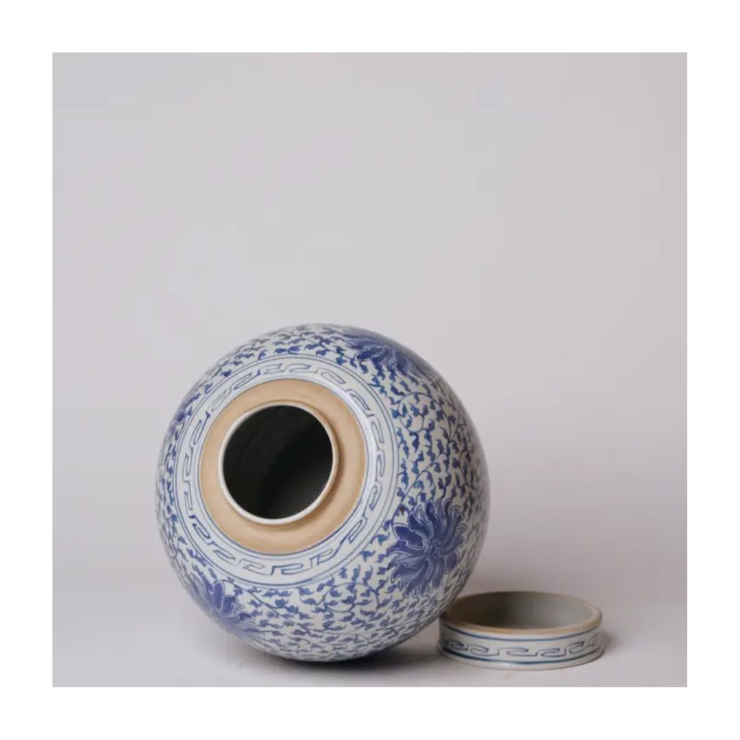 Blue and White Porcelain Scrolling Lotus Round Lidded Jar Vases, Planters & Jars 