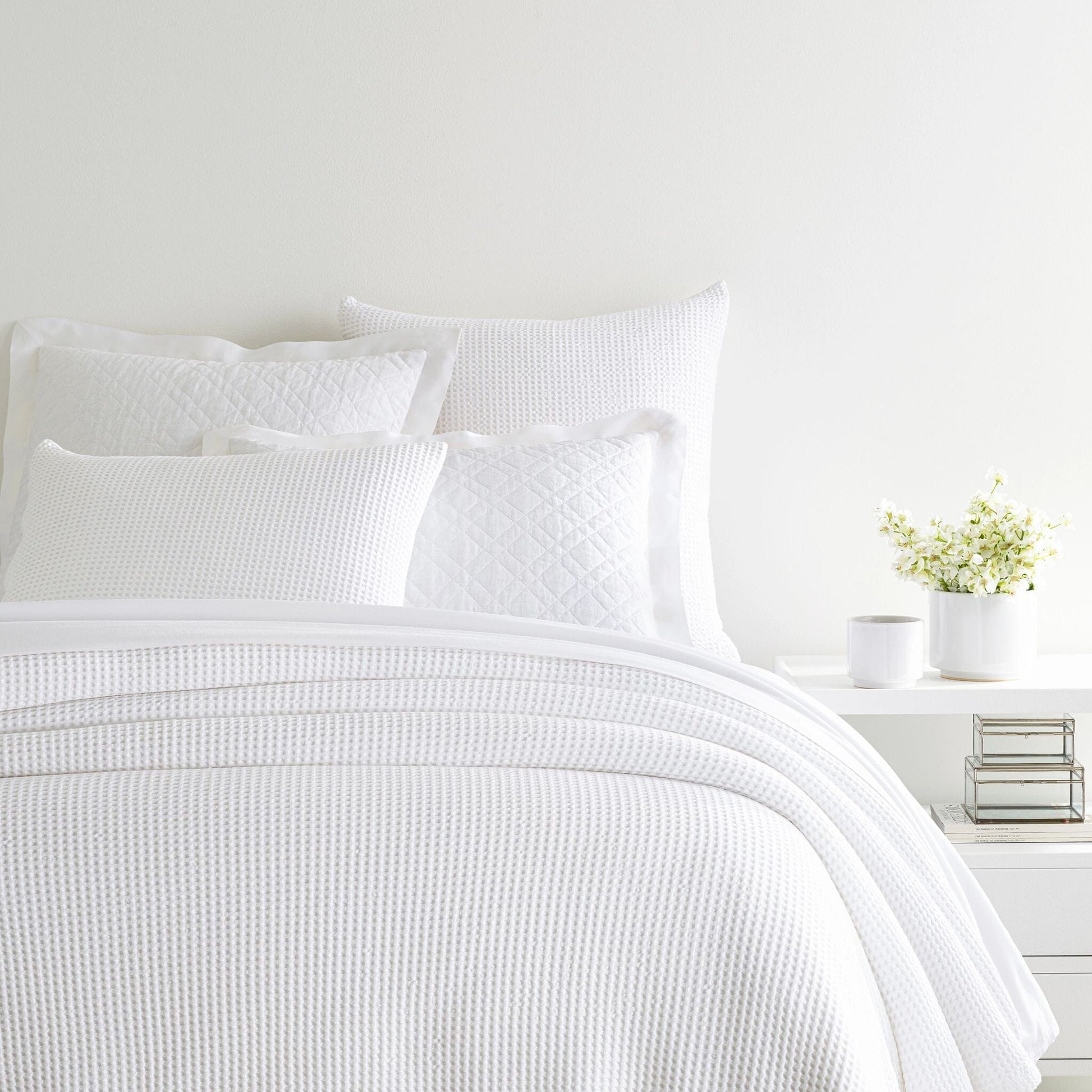 Bubble White Matelasse Coverlet Matelasse Coverlet 