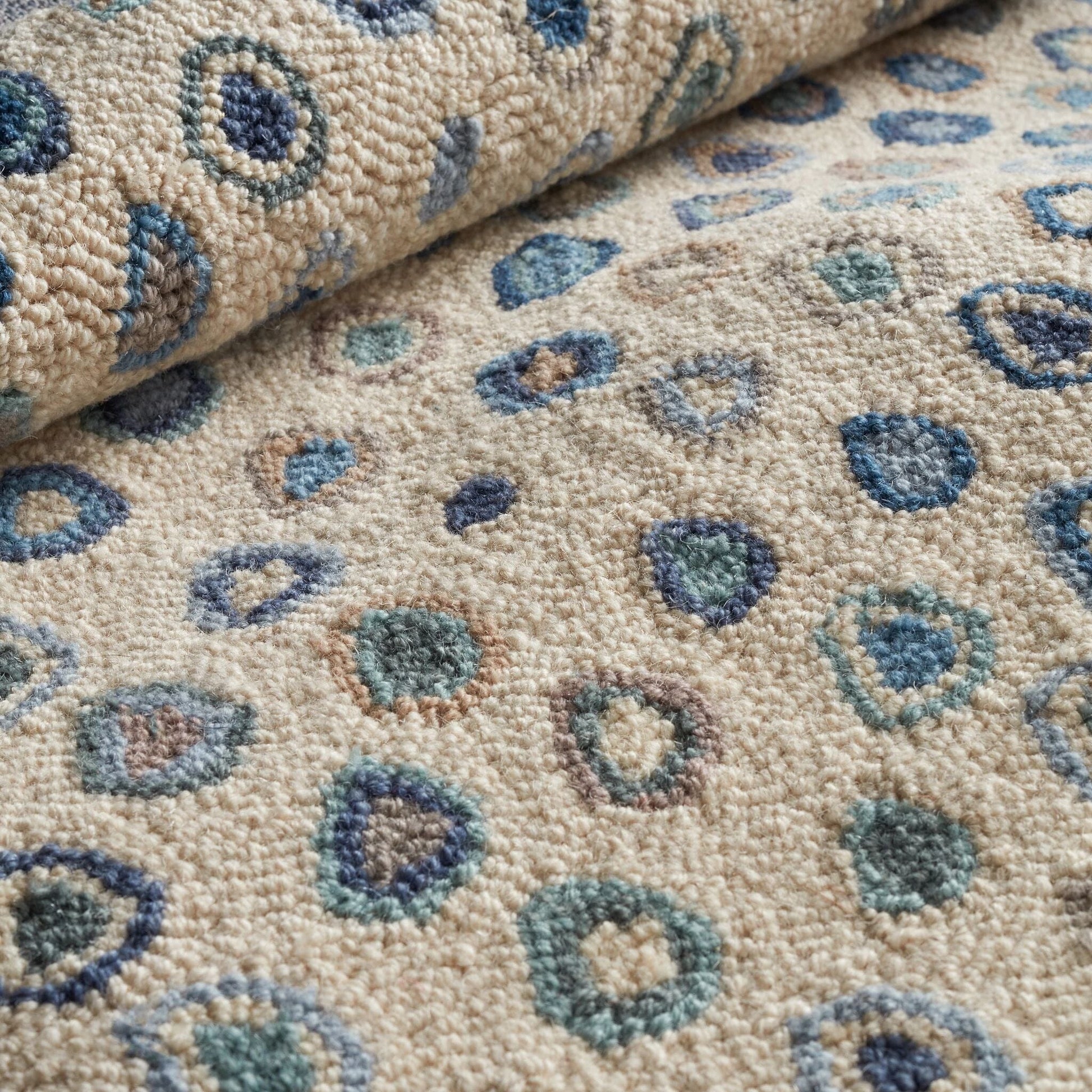 Cat's Paw Mineral Hand Micro Hooked Wool Rug Rugs 