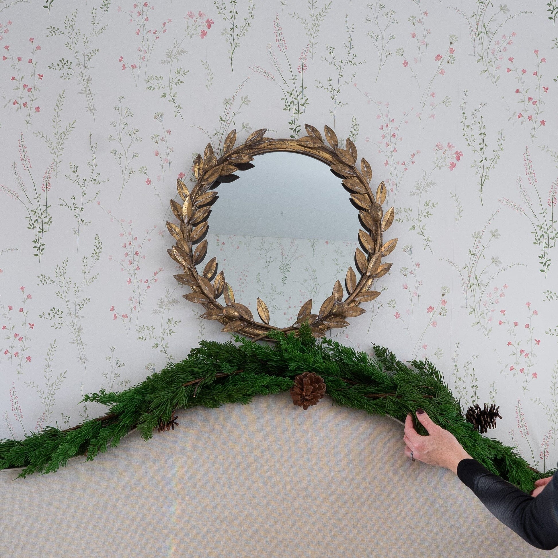 Cedar Pine Garland - 50" Greenery 