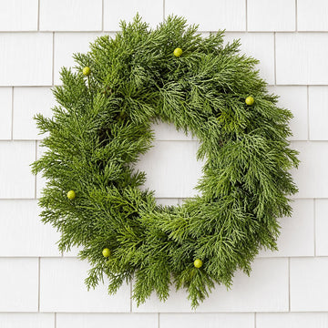 Cedar Wreath with Berries 18" Greenery 