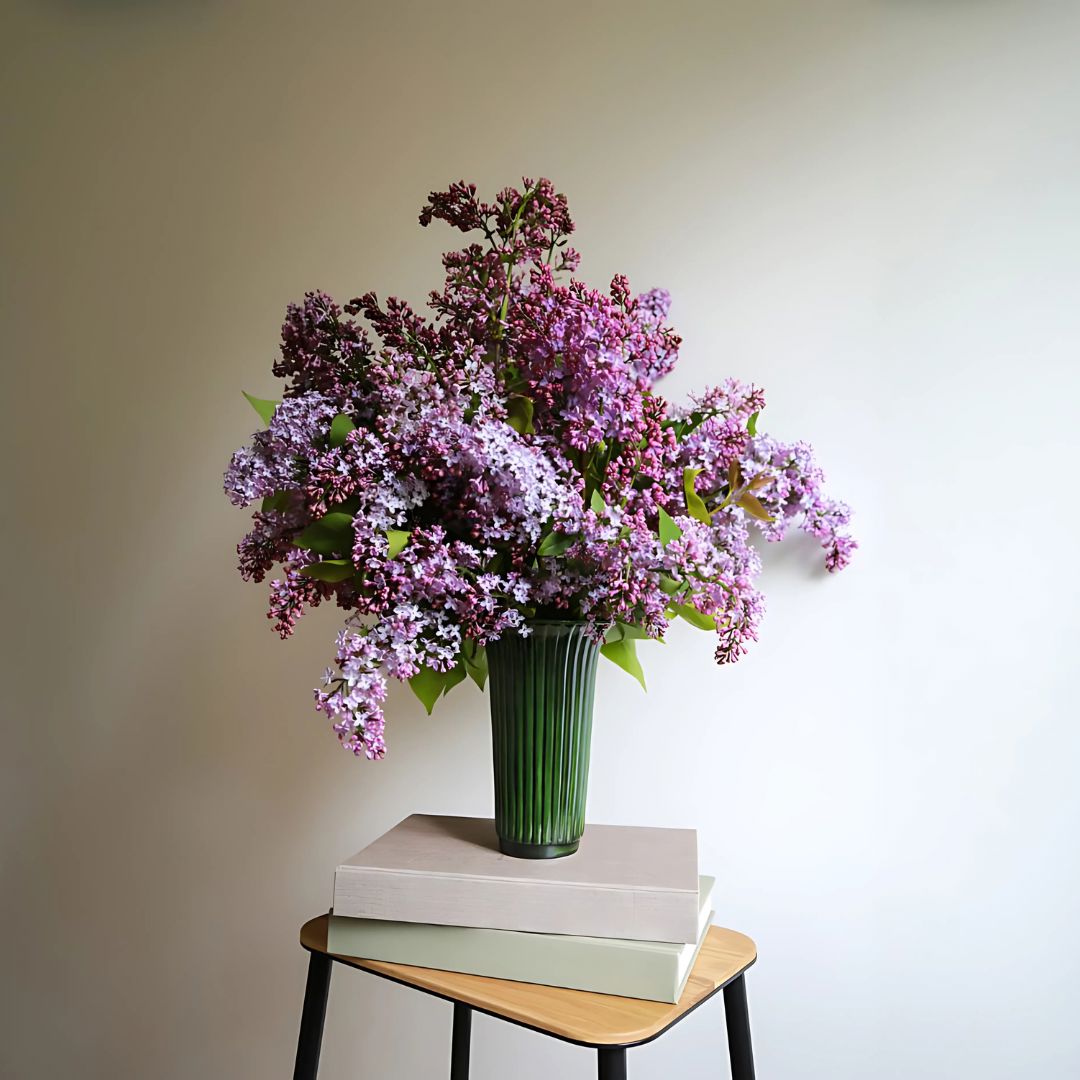 Daisy Vase Vases & Planters 