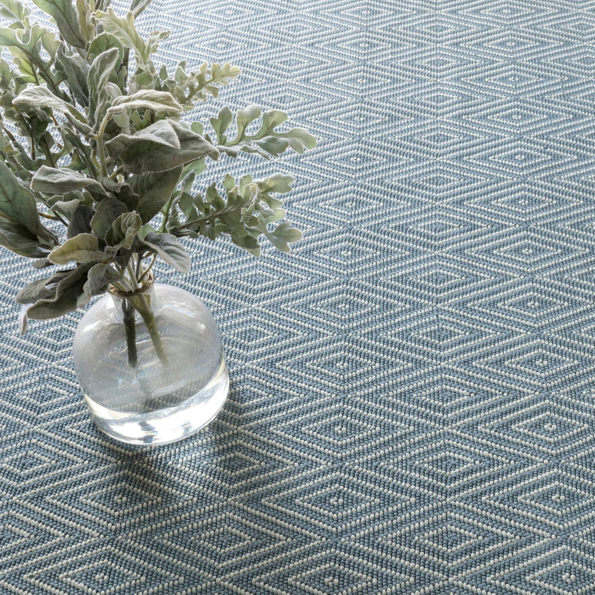 Diamond Slate/Light Blue Handwoven Indoor/Outdoor Rug Rugs 