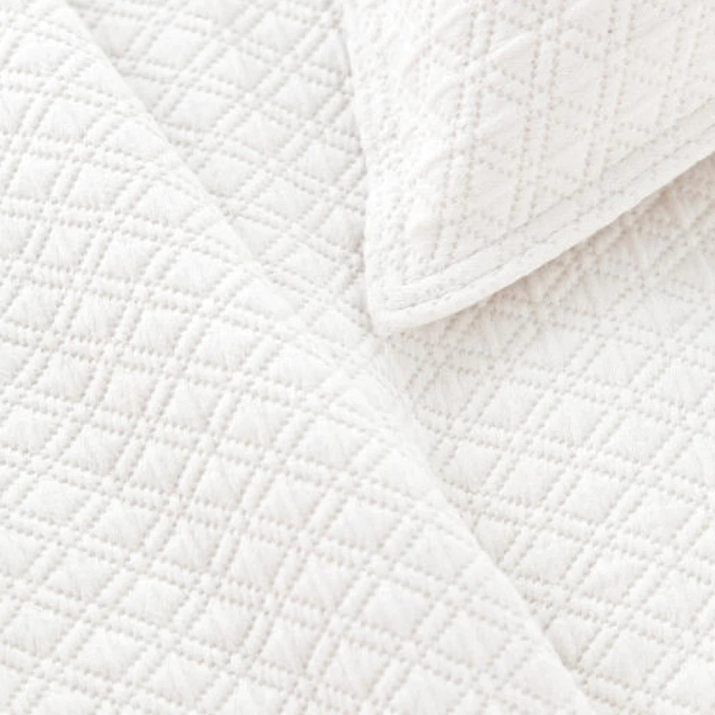Diamond White Matelasse Sham Pillowcases & Shams 
