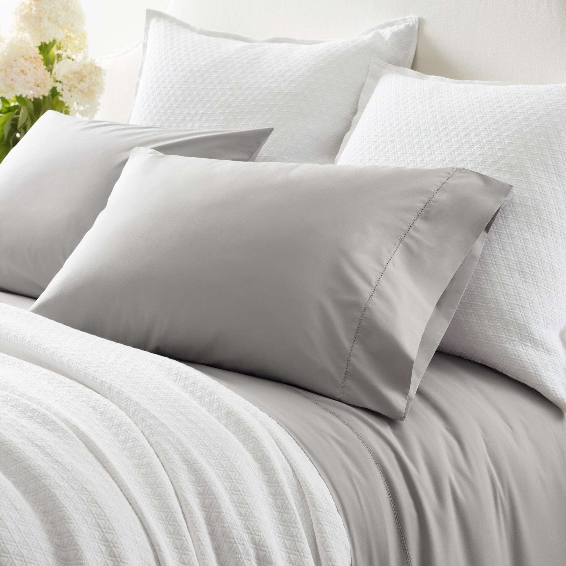 Diamond White Matelasse Sham Matelasse Sham 