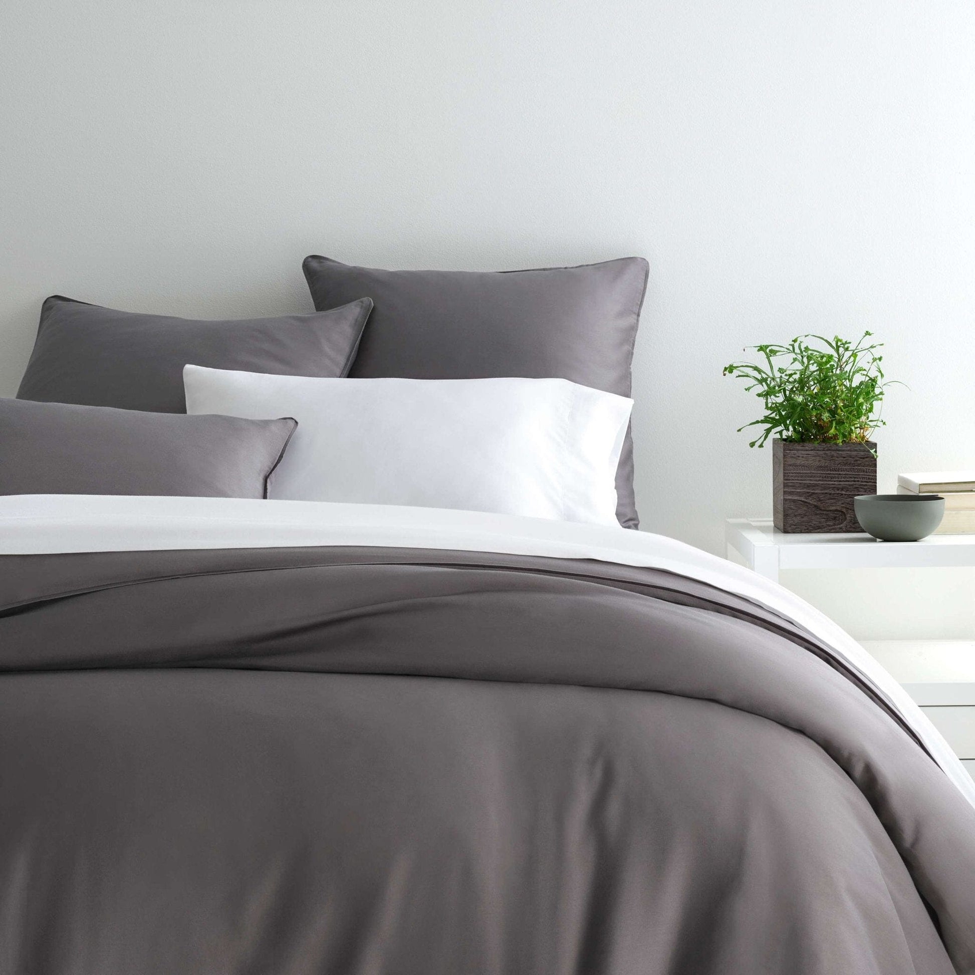 Essential Sateen White Pillowcases Pillowcases 