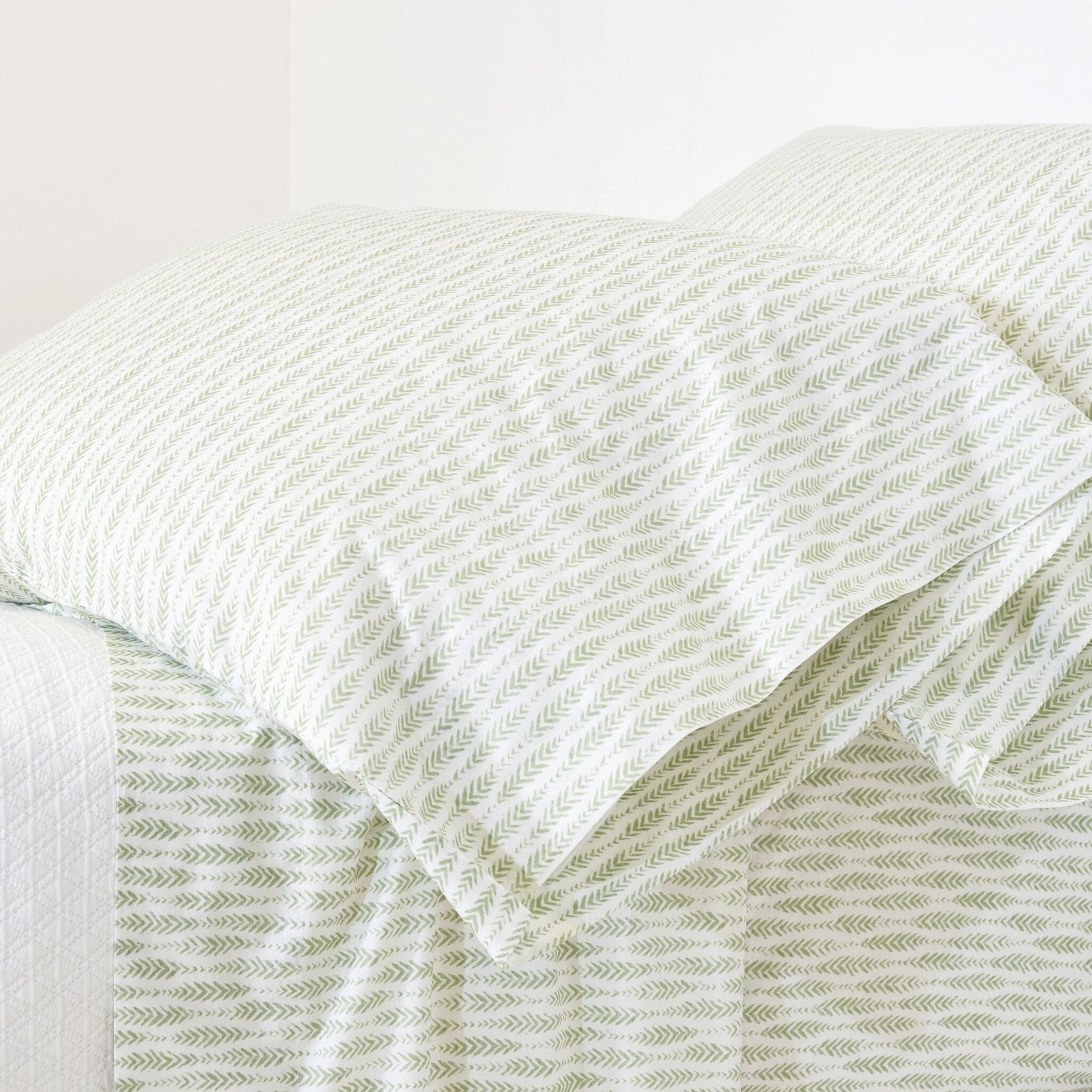 Feather Ogee Sage Sheet Set Sheet Set 