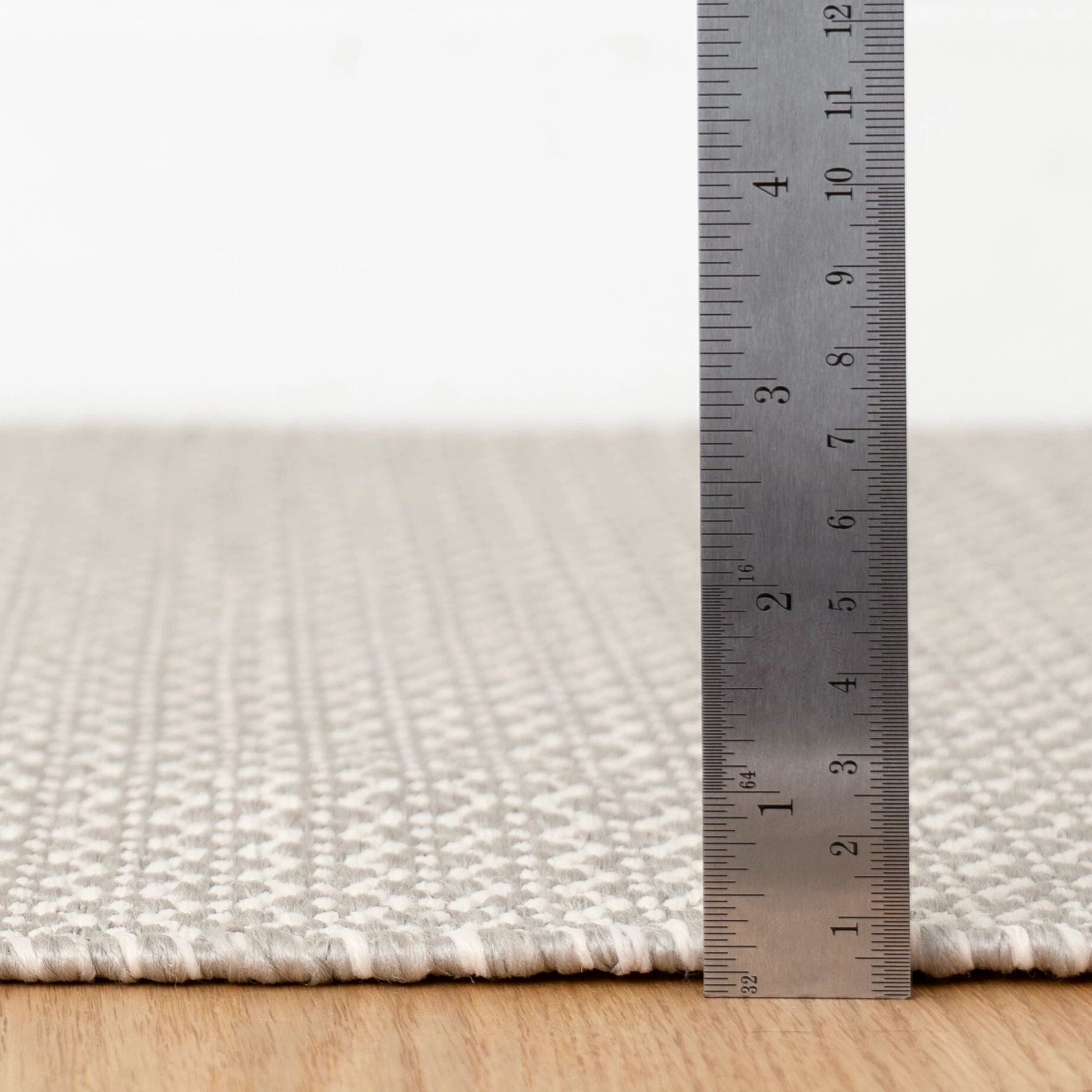 Finn Platinum Handwoven Indoor/Outdoor Rug Rugs 