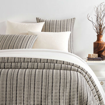 Fira Jacquard Black Coverlet Coverlet 