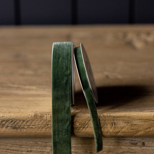 Forest Green Velvet Ribbon Objects & Accents 