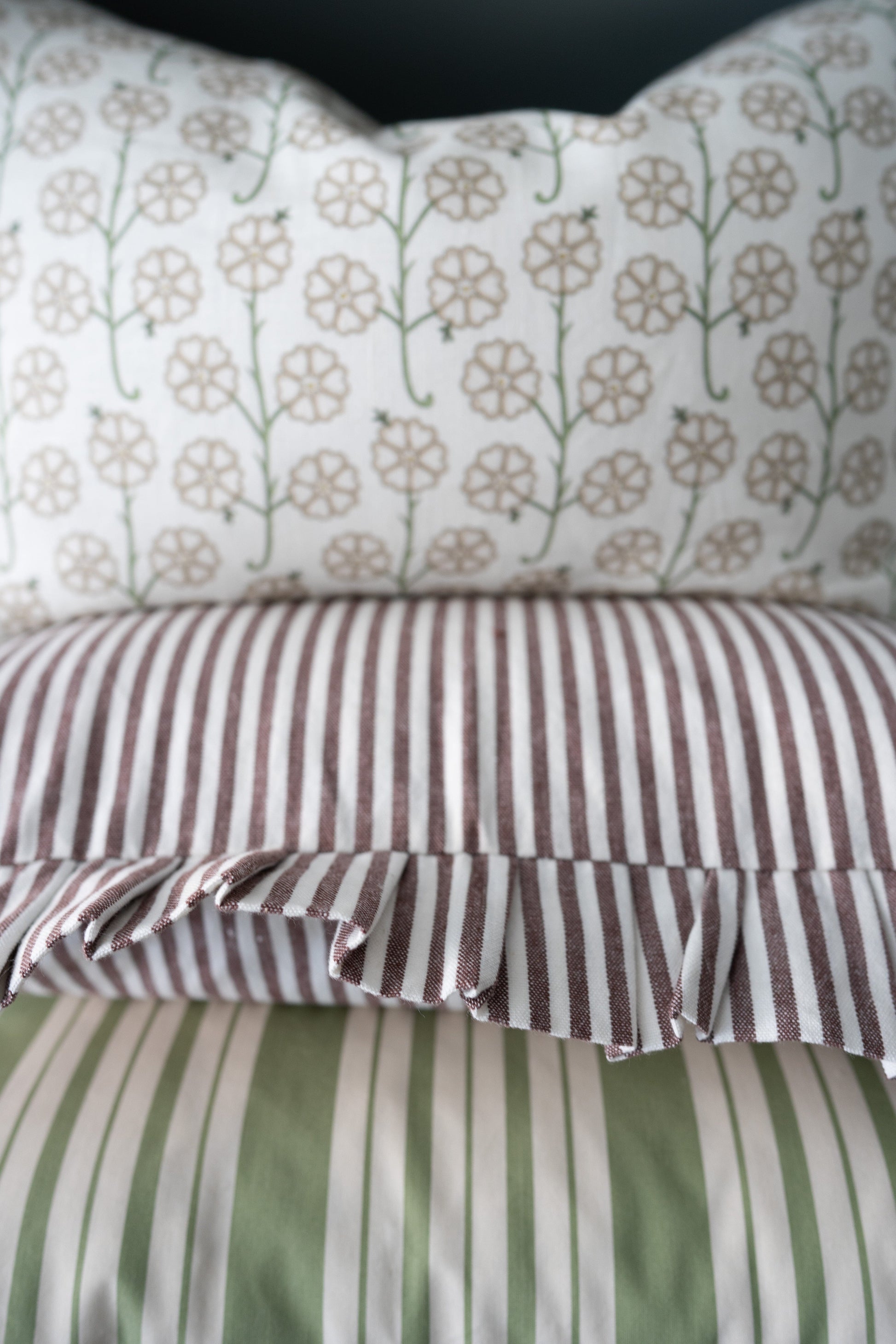 Gardenia Lumbar Pillow Pillows 