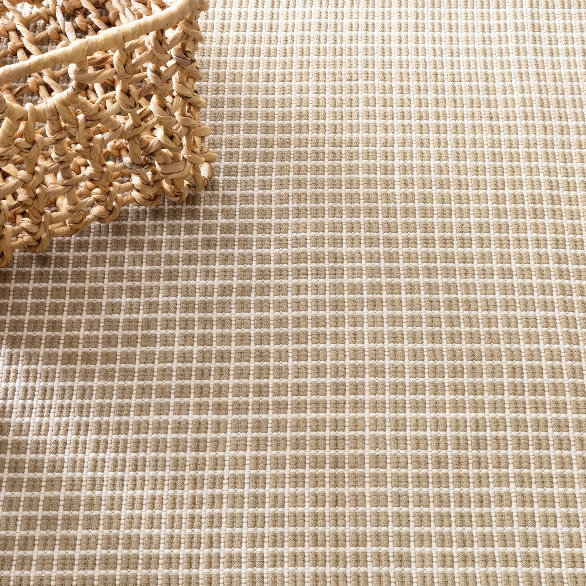Gridiron Wheat Handwoven Indoor/Outdoor Rug Rugs 