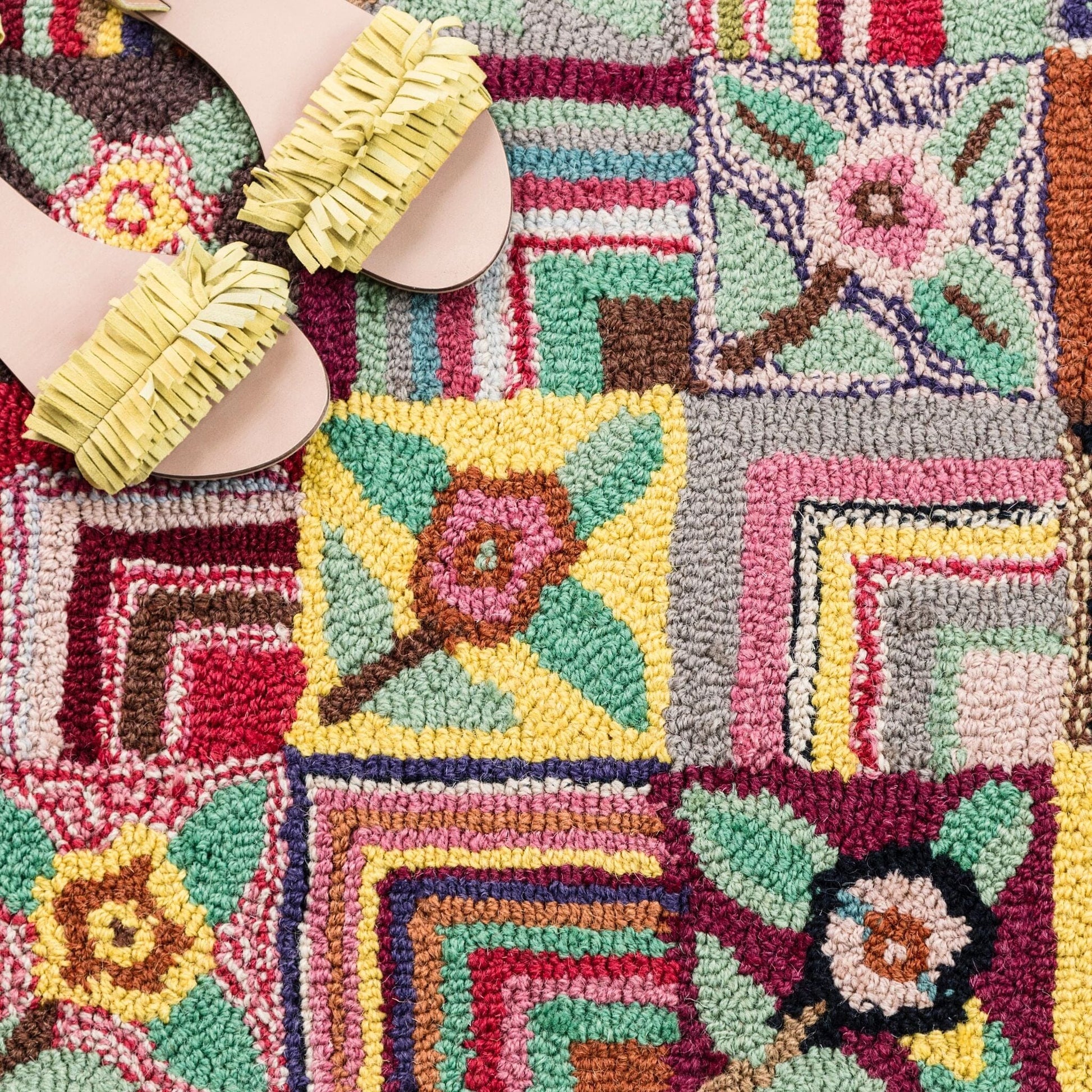 Gypsy Rose Hand Hooked Wool Rug - Multi Rugs 