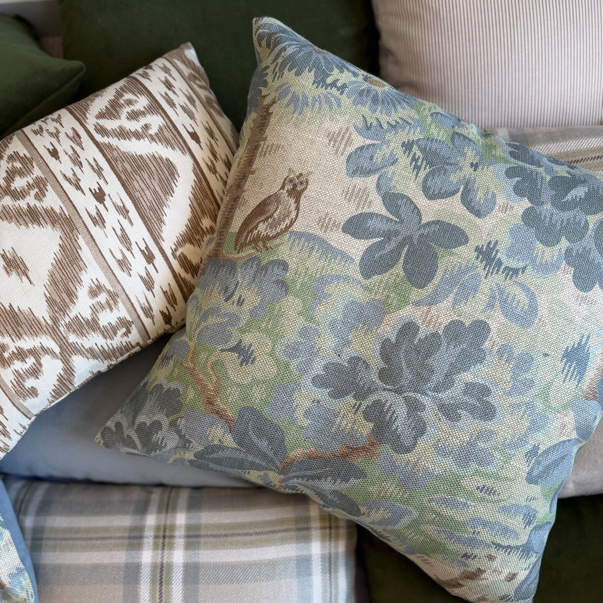 Hawthorne Pillow 22" Pillows 