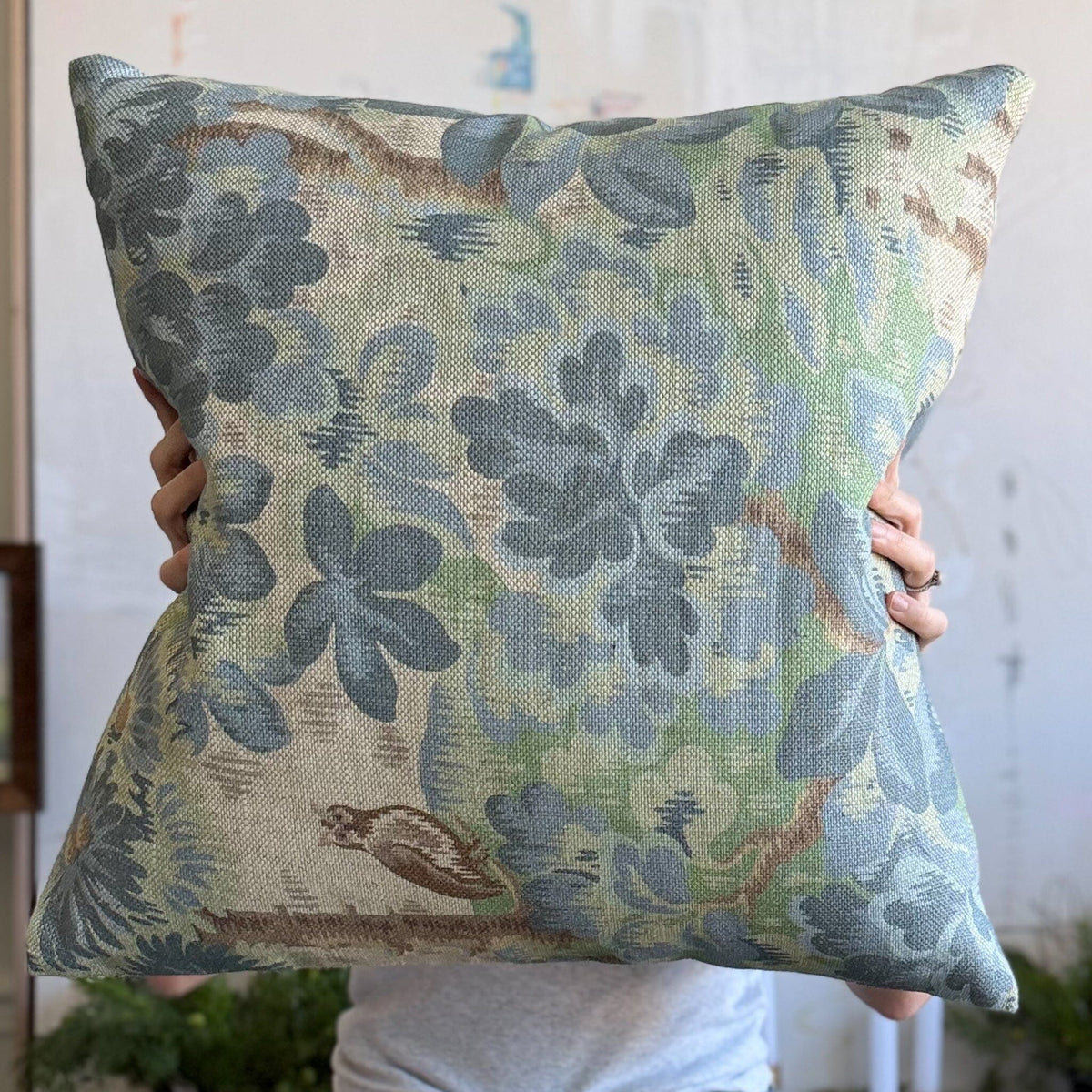 Hawthorne Pillow 22" Pillows 