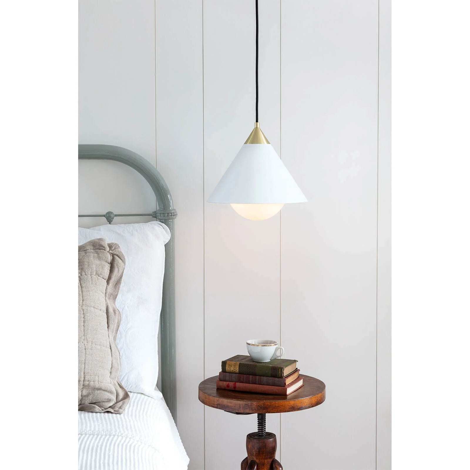 Hilton Pendant Pendants 