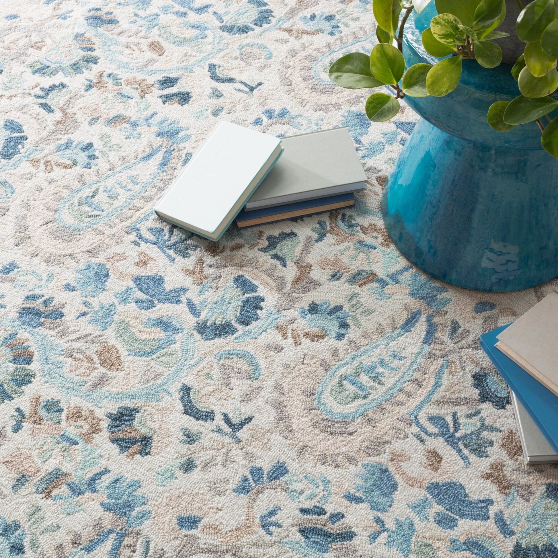 Ines Blue Hand Micro Hooked Wool Rug Rugs 