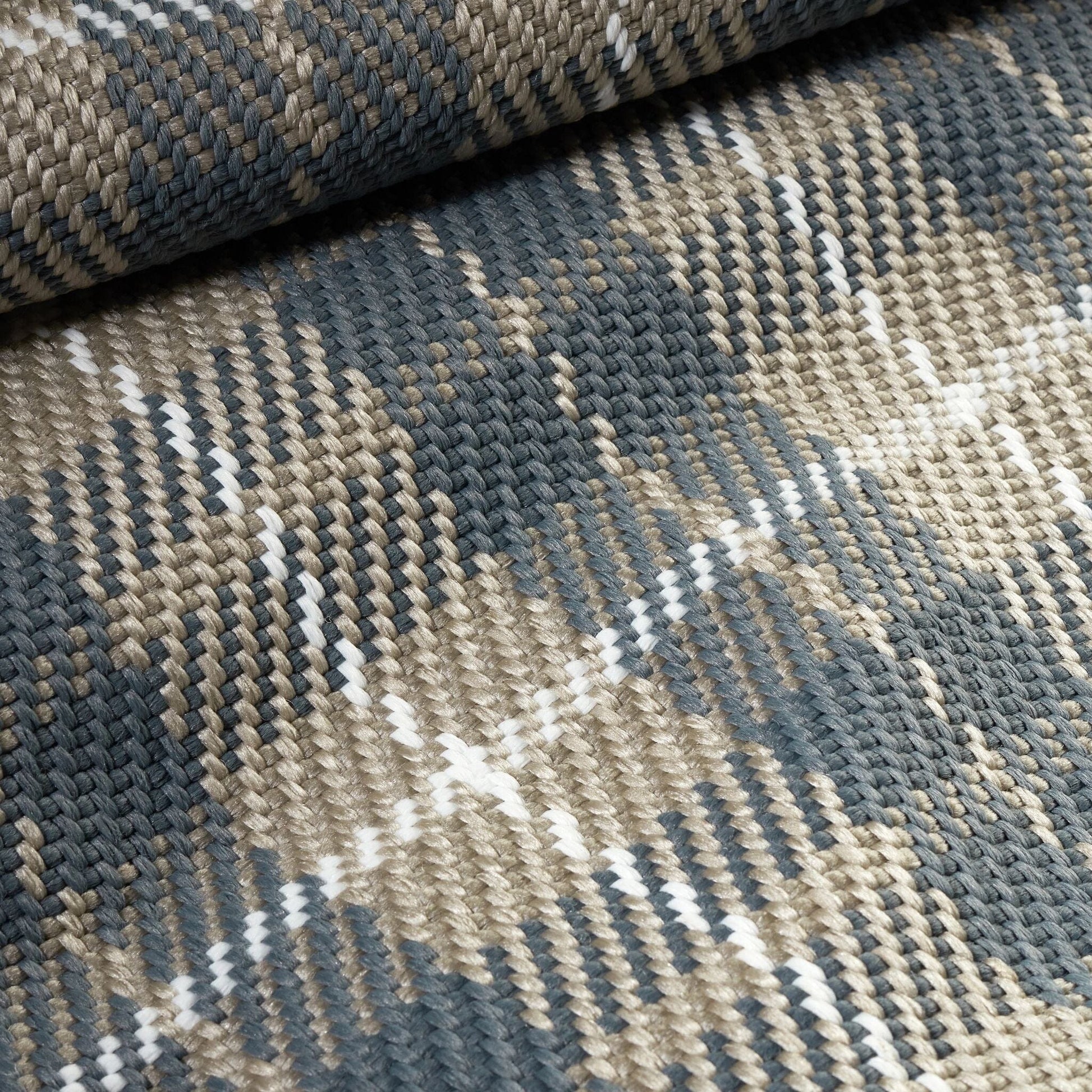 Lakeville Plaid Charcoal Handwoven Indoor/Outdoor Rug RUGS 
