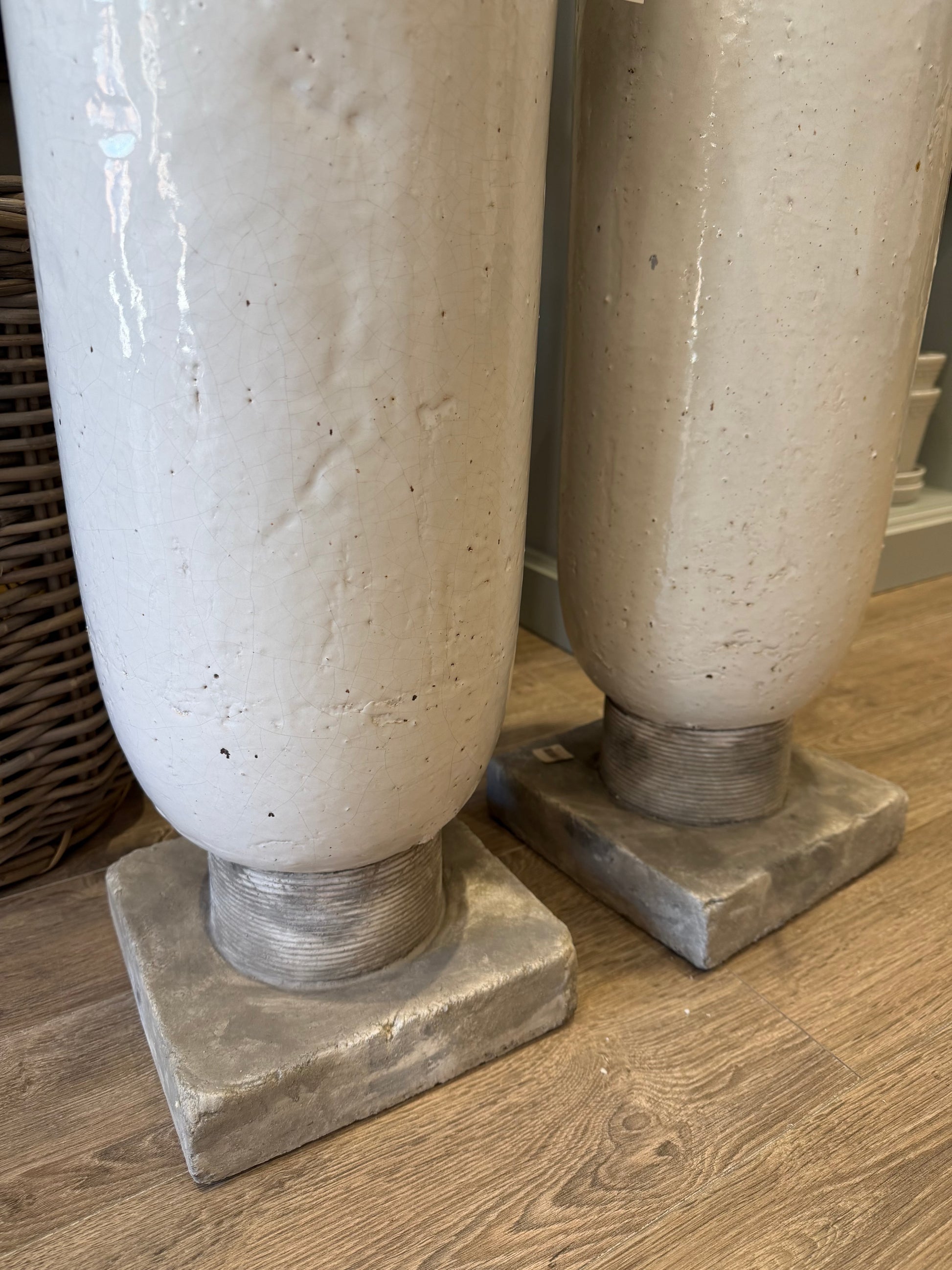 *Local Pick-Up* Etruia Pedestal Urn Vases, Planters & Jars 