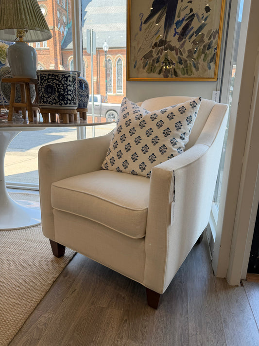 *Local Pick-Up* Hickory Chair- FLOOR MODEL Accent Chairs 