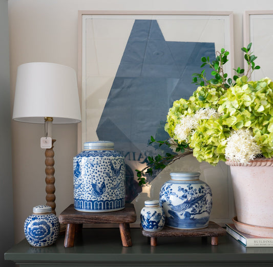 Low rounded rectangular riser- Small Baskets & Trays 